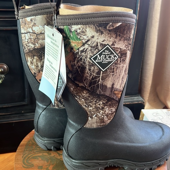 The Muck Boot Company Kid's Rugged II Outdoor Winter Boot, Brown/Real Tree, sz 2 - Picture 15 of 16